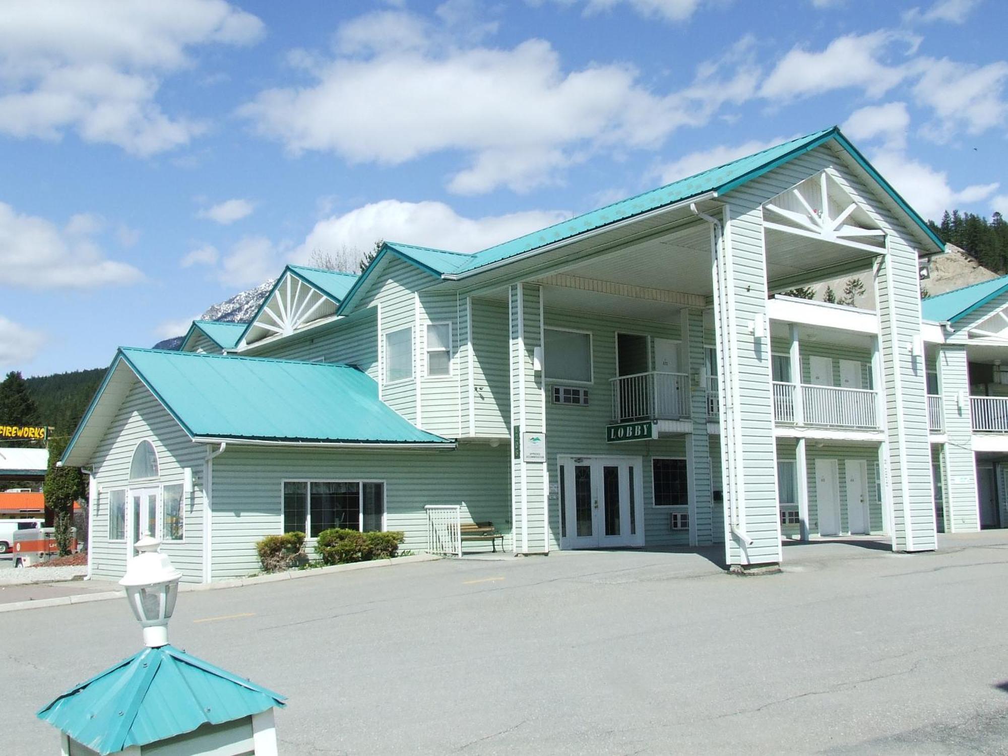 Ponderosa Motor Inn Golden Exterior photo